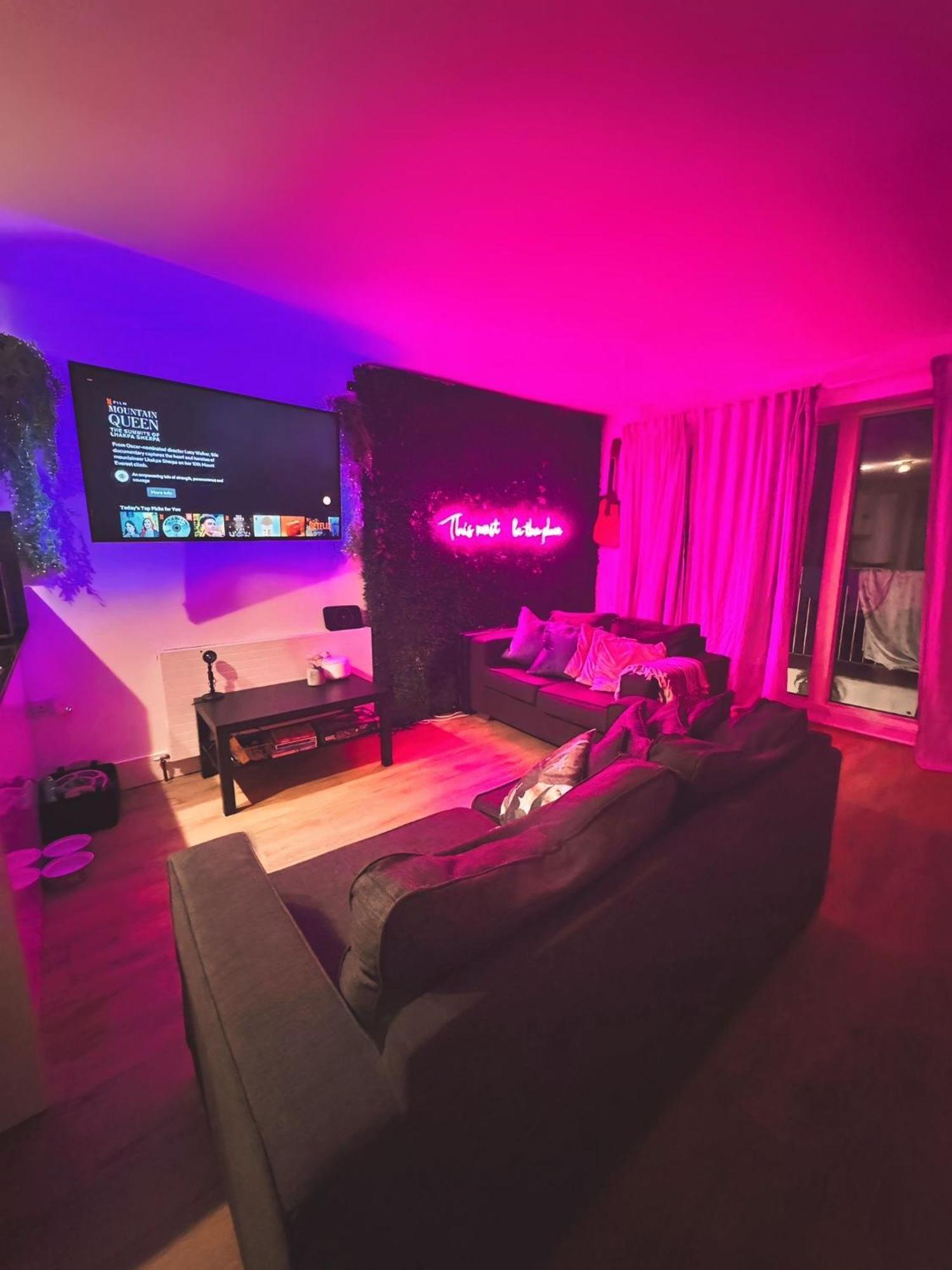 Tropical Room With Private Bathroom And Patio Лондон Екстериор снимка